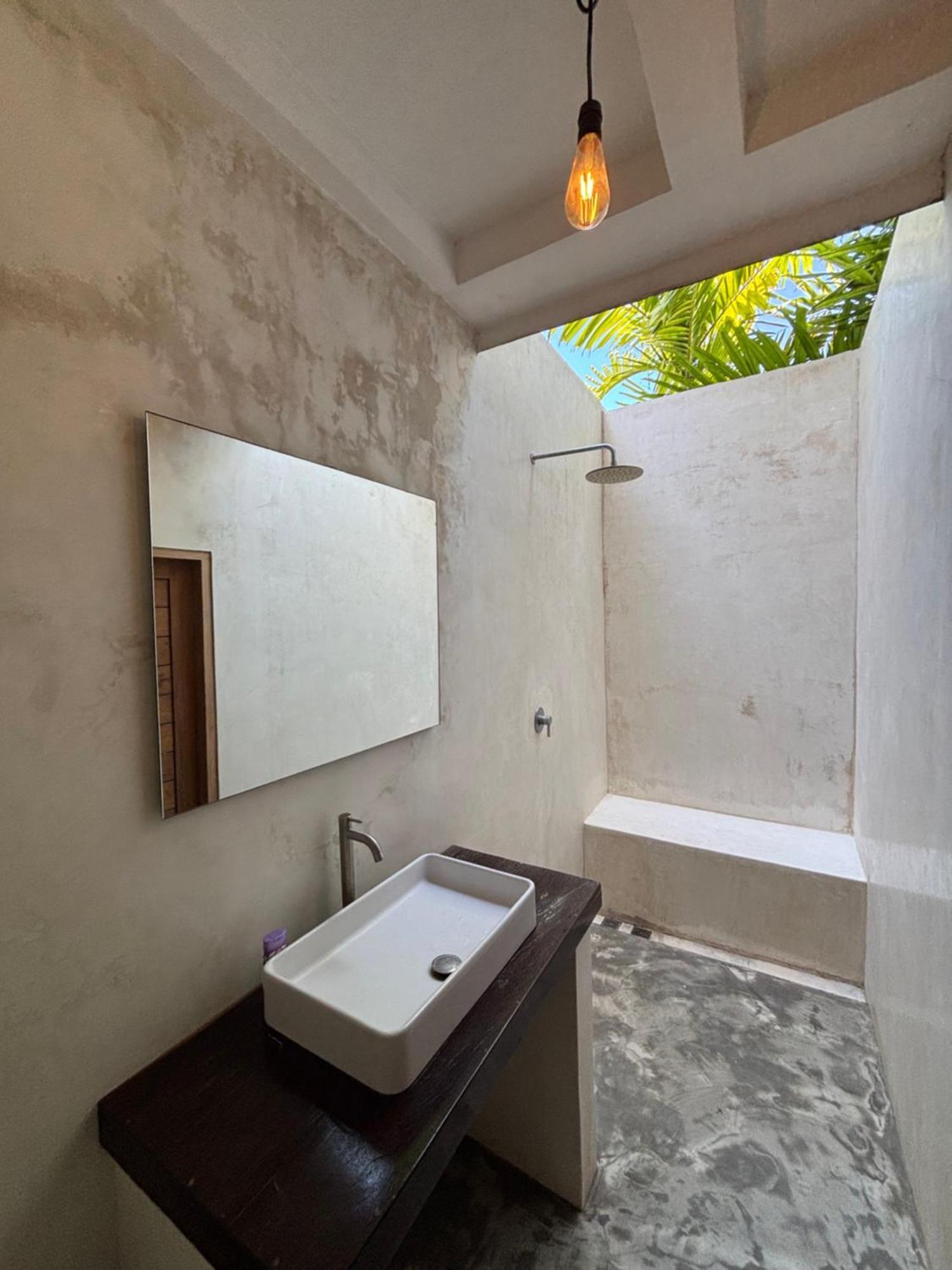 Hotel 007 Surfhouse Bali Ungasan Exterior foto