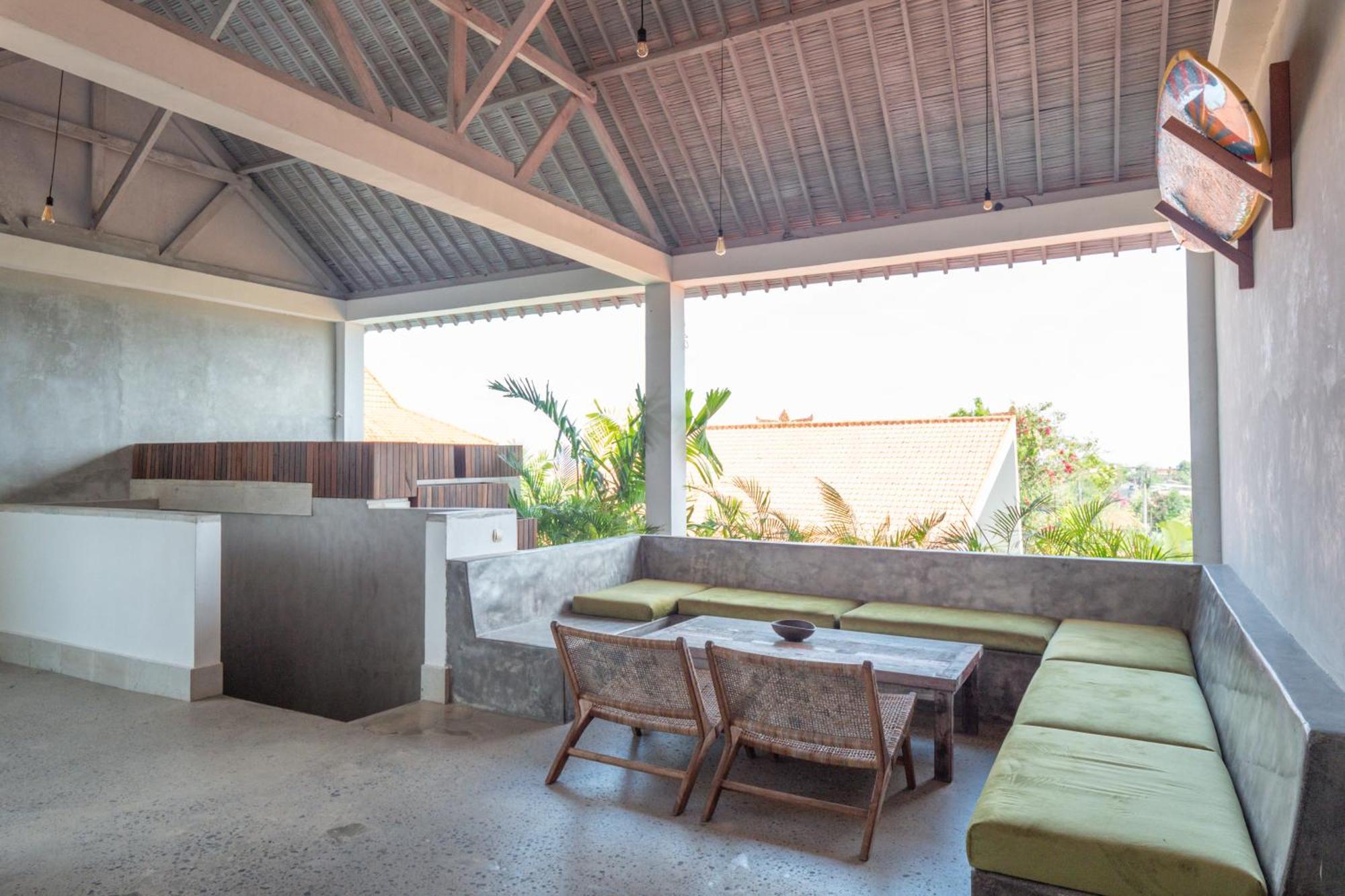 Hotel 007 Surfhouse Bali Ungasan Exterior foto