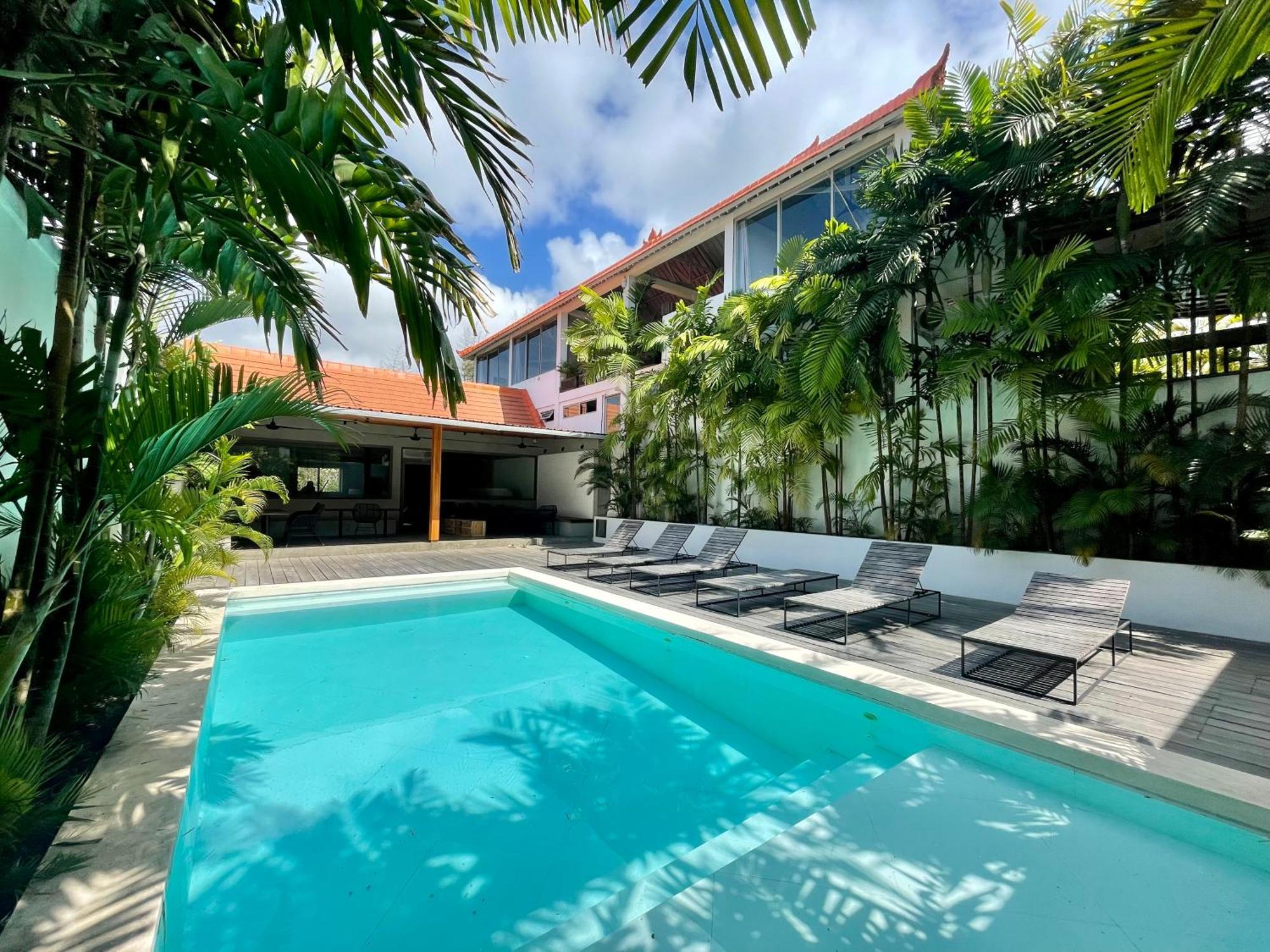 Hotel 007 Surfhouse Bali Ungasan Exterior foto
